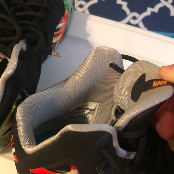 Nike Kids Multicolor Athletic Shoes - Picture 4 of 4